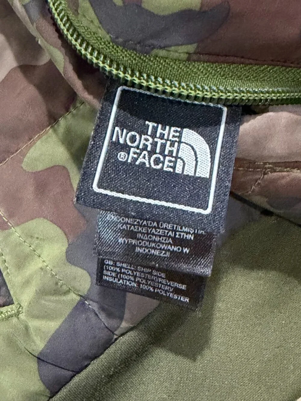 The North Face Jacket Boys Green Camo Reversible Puffer Fleece Full Zip S 7/8